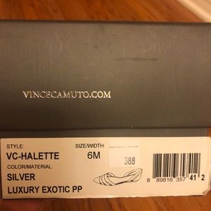 Vince Camuto flats